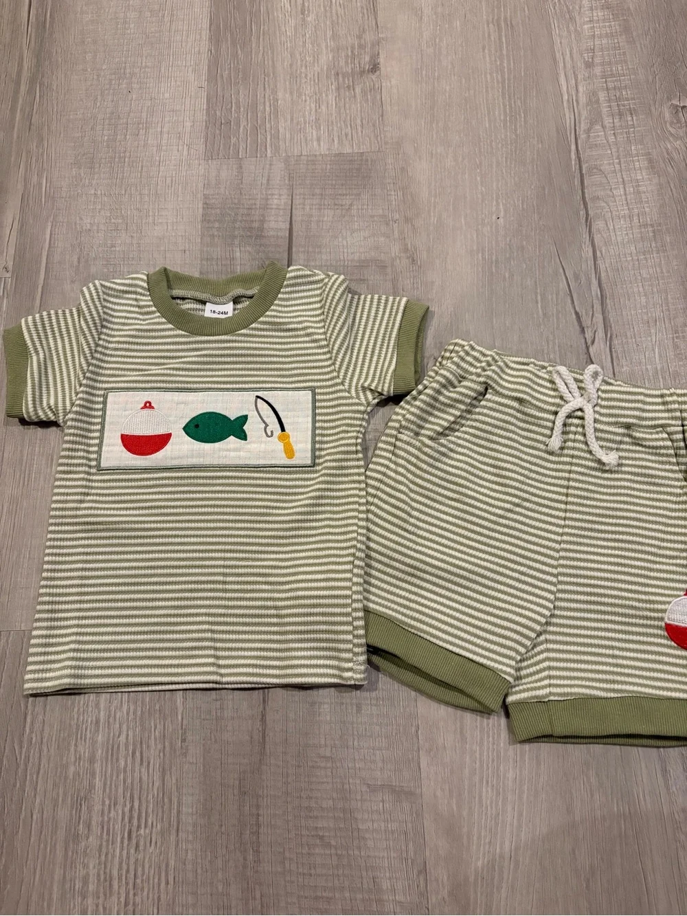 Toddler Boutique Boy Fish Shorts Set..18-24M